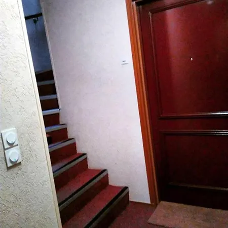 Apartment Studio Rue Olliffe *