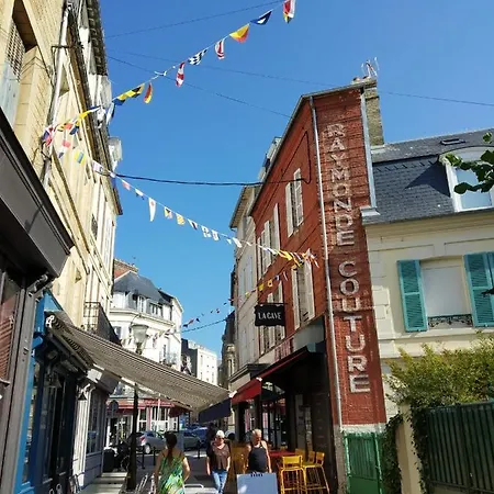 Studio Rue Olliffe Apartment Deauville